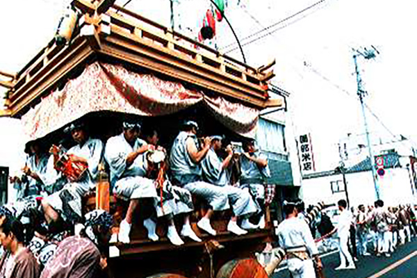 潮来ばやし(獅子舞を含む)