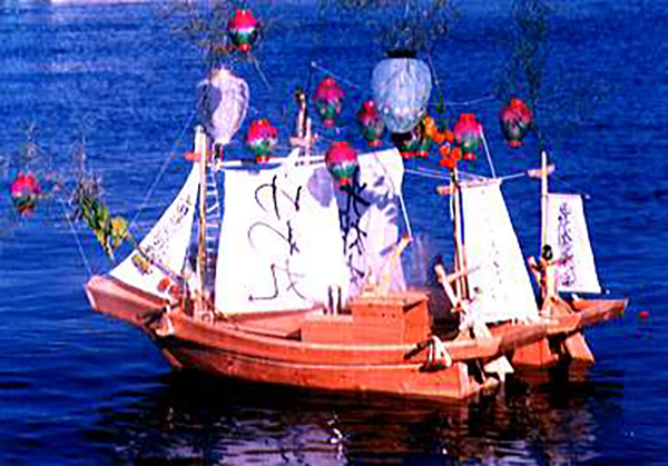 大津の盆船流し